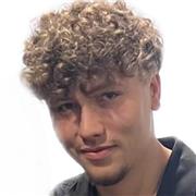 Professeur de mathématiques de la 6eme à la terminale pour ceux qui ont pris mathématiques complémentaires car je n’ai pas pris l’option maths en terminal